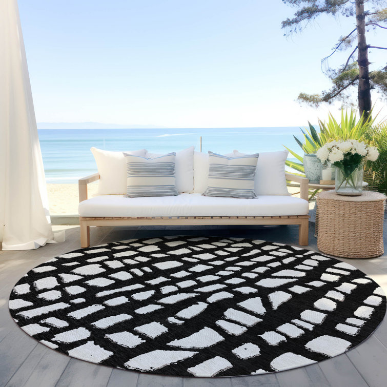 Lamanna Washable Striped Indoor / Outdoor Rug