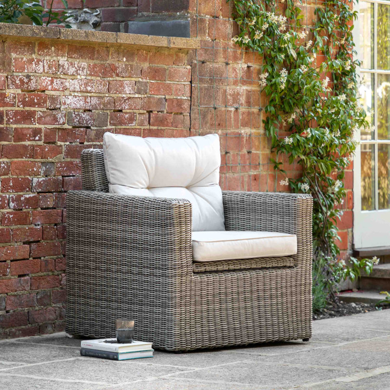 Outdoor Lounge Chair