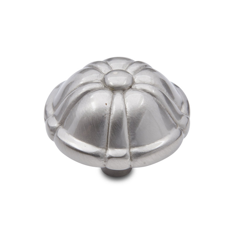 Poignée pétale CK Series, Diamètre du bouton 1,5 po, Nickel satiné