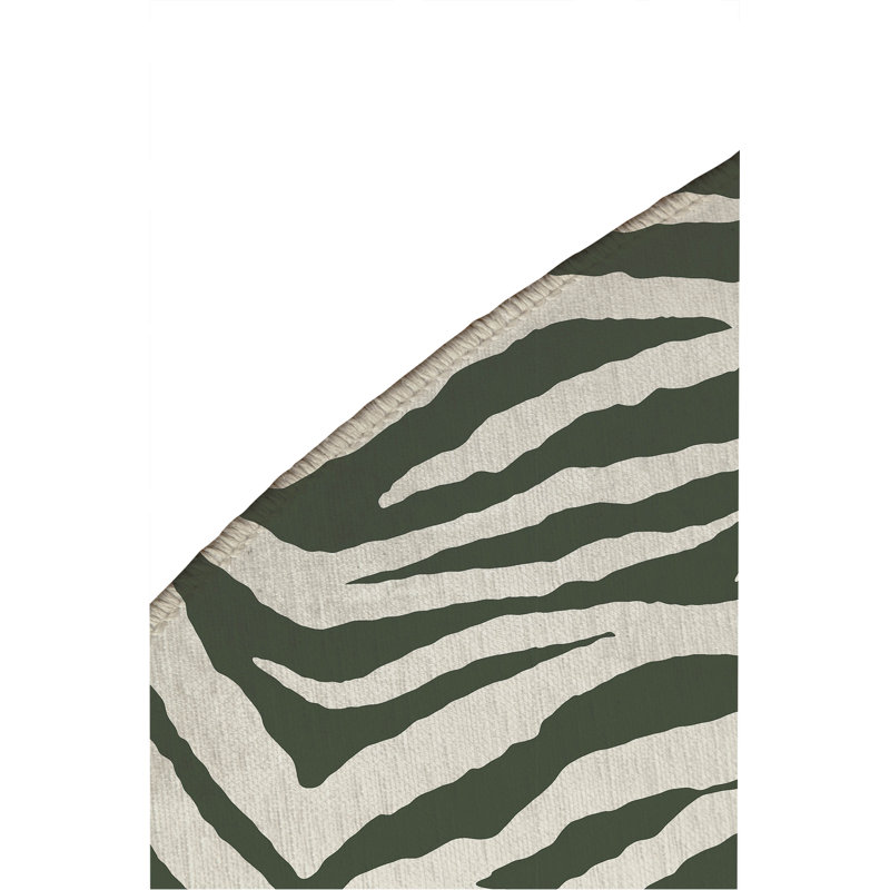 Zebra Patch Non-Slip Outdoor Rug, Round 5'