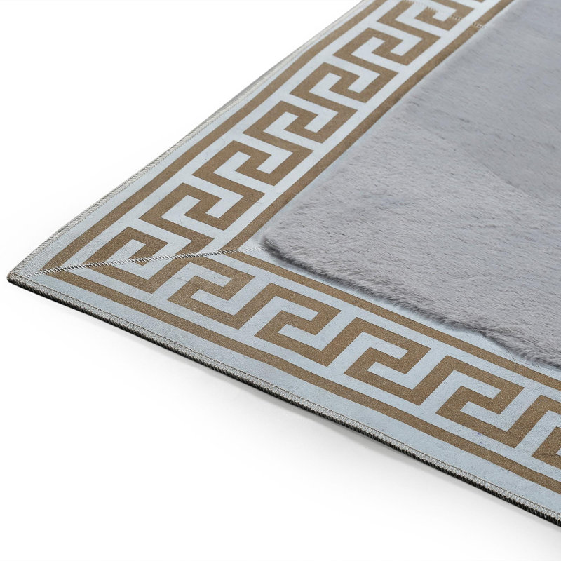 Tapis en fausse fourrure gris doux fabriqué à la main, Rectangle 3 pi x 3 pi 4 po