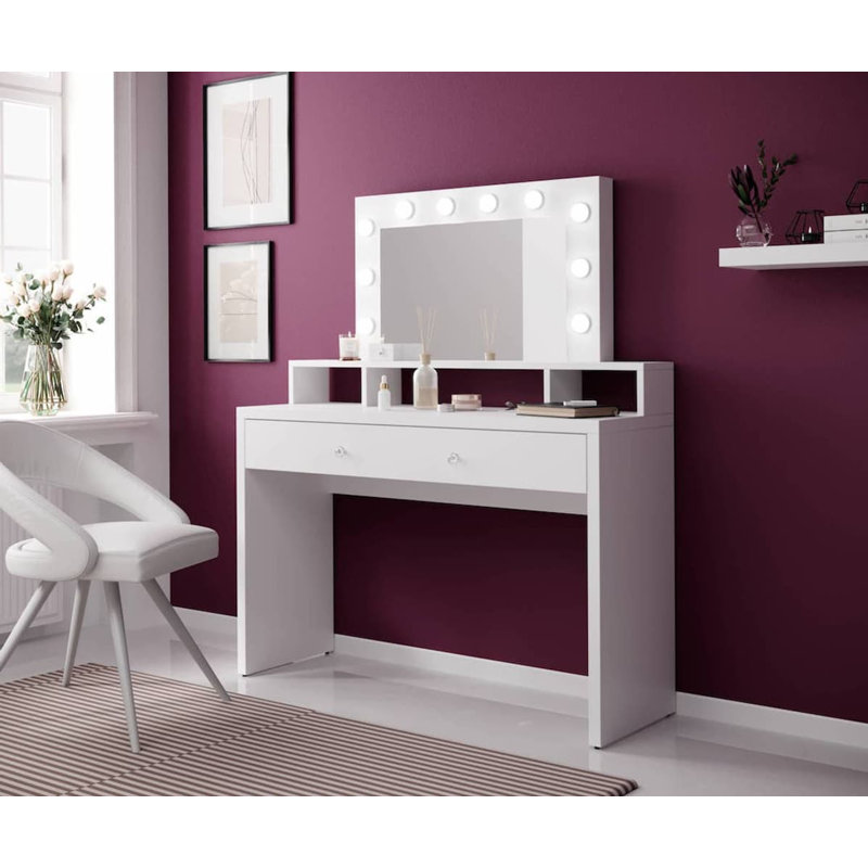 Aarilyn Dressing Table with Mirror