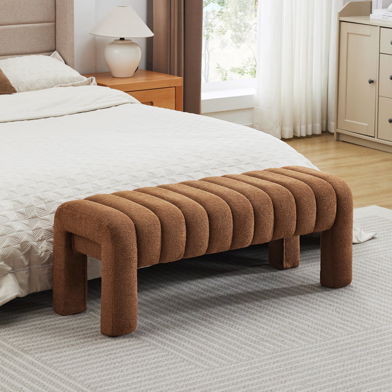 Banc rembourré sans dossier Oyan, Bouclette brune, H 17 po x l 43,3 po x P 17,3 po