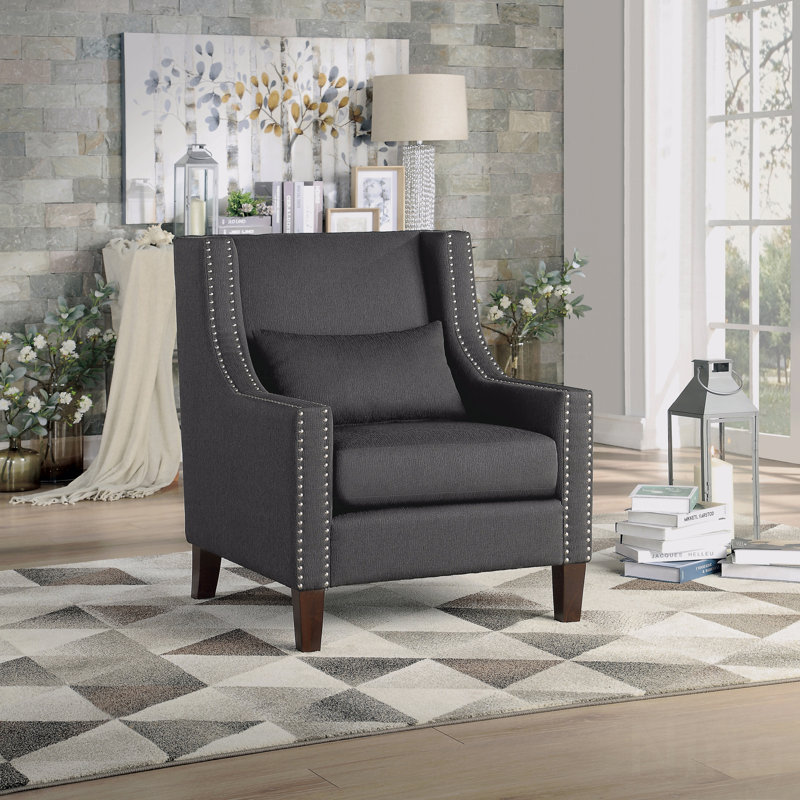Chaise d'appoint de style moderne avec garniture cloutée et capitonnage gris foncé