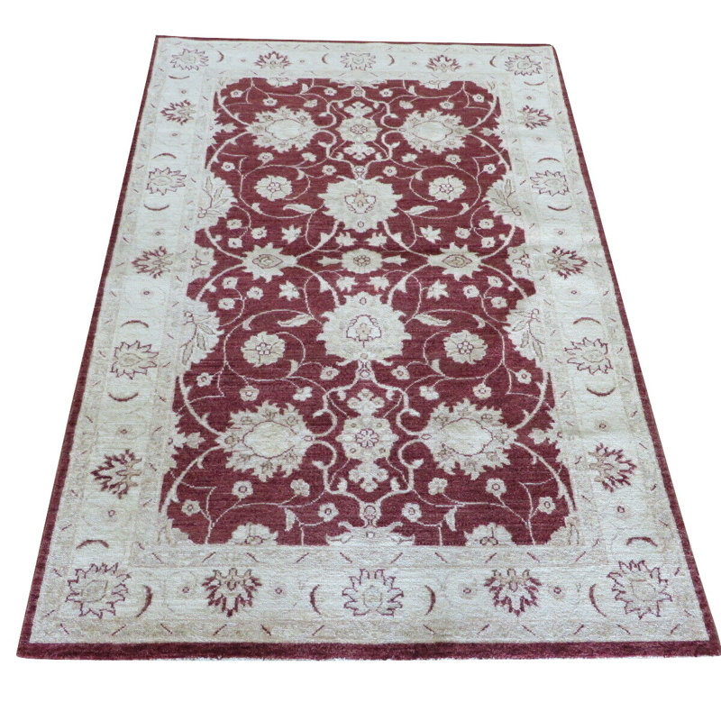 Tapis de surface en laine rouge 3 pi 10 po x 5 pi 8 po one-of-kind à la main noué la Mease