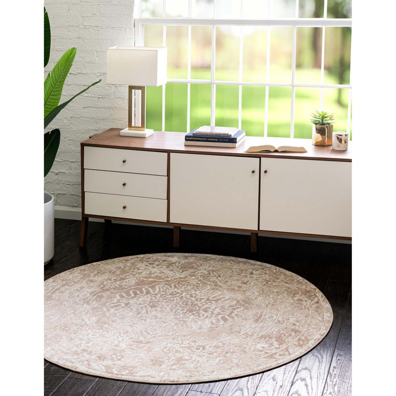 Oriental Indoor Rug, Round 3'