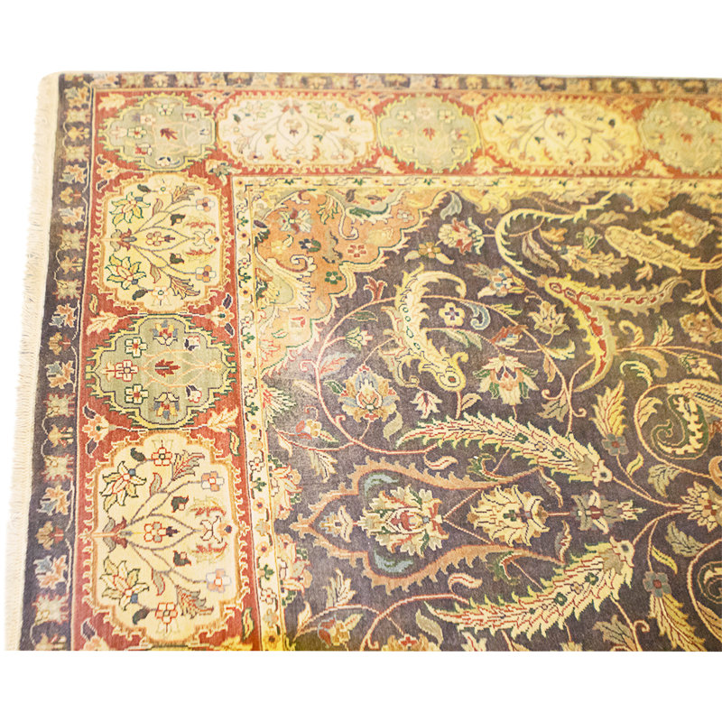 Hand Knotted Wool Area Rug in Black And Red