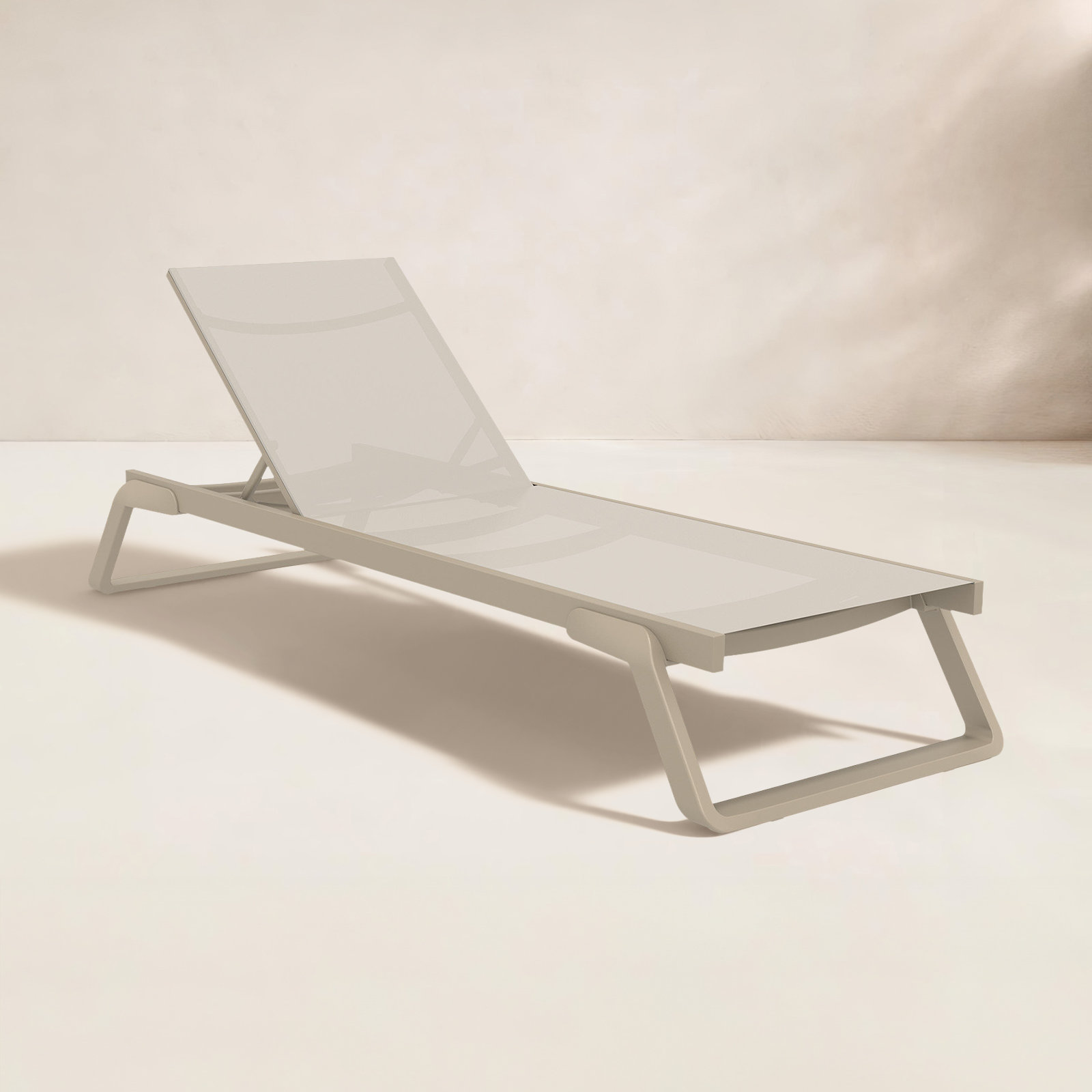 Holli 28.34'' Outdoor Chaise Lounge, Taupe