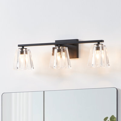 Éclairage pour salle de bain noir mat 3 lumières avec abat-jour en verre pressé 24 po Hillsboro