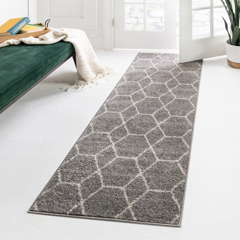 Tapis gris clair Debrodie, Gris clair, Tapis de couloir 2 pi x 5 pi 3 po