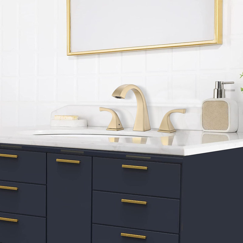 2 robinets de salle de bain 2 avec drain en or brossé - résistance à la rouille et à la corrosion, débit de 1,8 gallon par minute, centres de 8 po, hauteur du bec de 4,25 po, portée de 5,45 po, structure, poids du produit de 4,5 lb, livraison 5,73