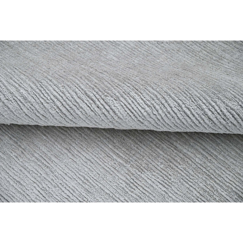 Handmade Silk Area Rug, Rectangle 5' x 8'