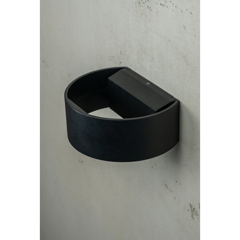 Integrated LED Outdoor Armed Sconce
