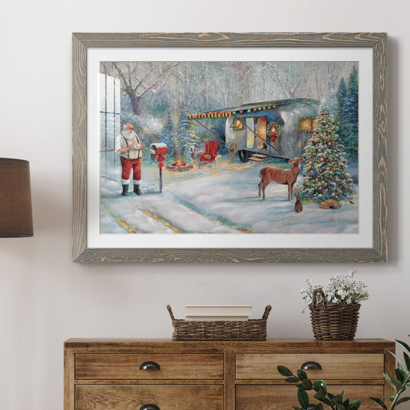 «Santa's Hideaway» par J Paul - reproduction d'art sur papier encadrée, H 31,5 po x l 23,5 po x P 1,5 po