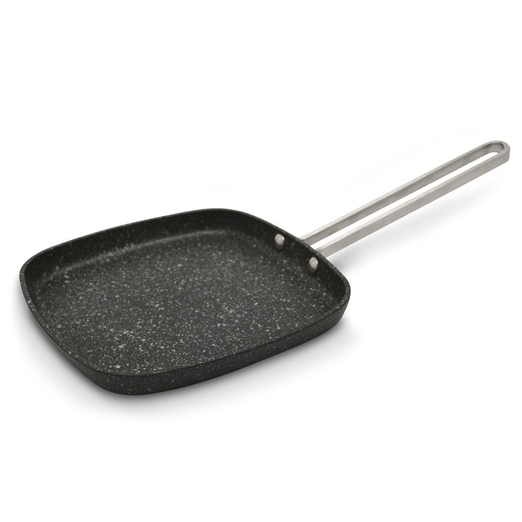 Starfrit THE ROCK Cast Iron Non-stick Griddle and Pan Set in the