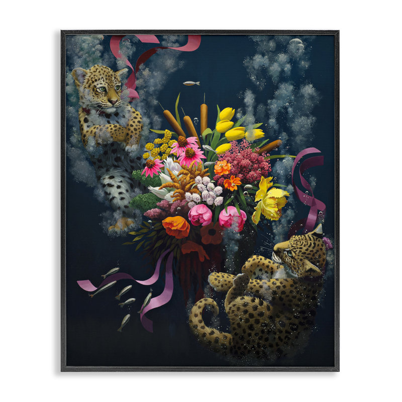 Bouquet avec léopards sous l'eau, estampe numérique, design par Heather, H 14 po x l 11 po, Giclée encadrée noir minuit