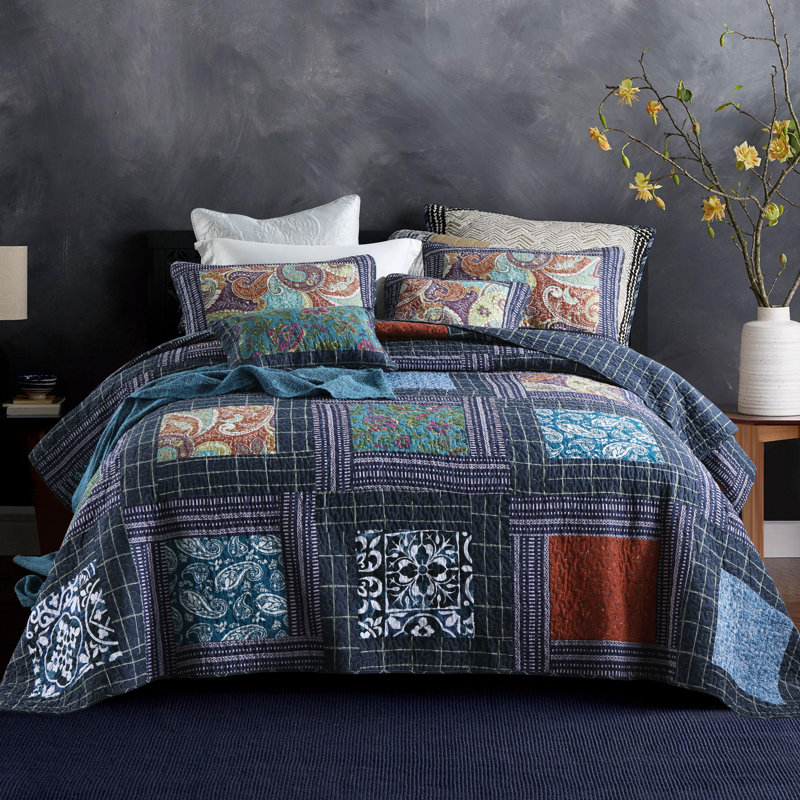 100% Cotton Floral Pattern Reversible Patchwork Quilt Set, King Comforter  + 2 King Shams, Navy Blue