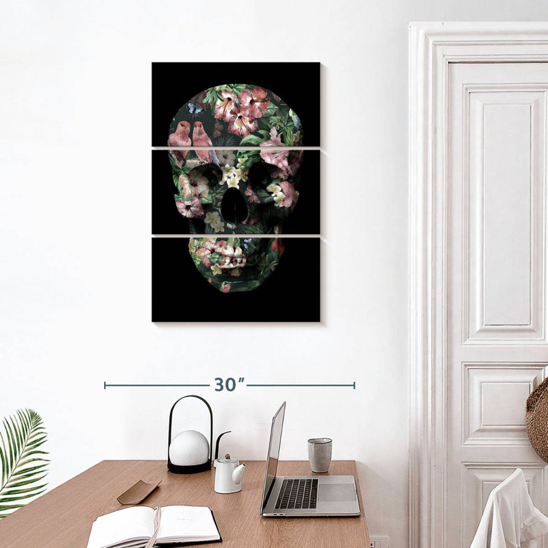 Kerner Tropic Skull, 32" H x 20" W