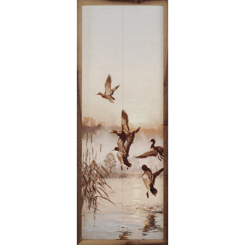 Canards en bois sur le lac, H 48 po x l 16 po