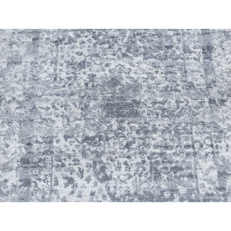 Tapis de couloir gris en laine et en soie noué à la main 2 pi 7 po x 7 pi 10 po FC7208111B5B4E3B8072A16A2A927E20