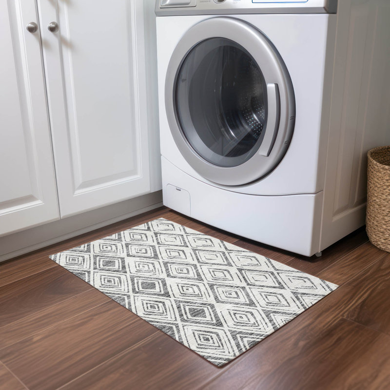 Tapis intérieur / extérieur Neysa, Rectangle 1 pi 8 po x 2 pi 6 po