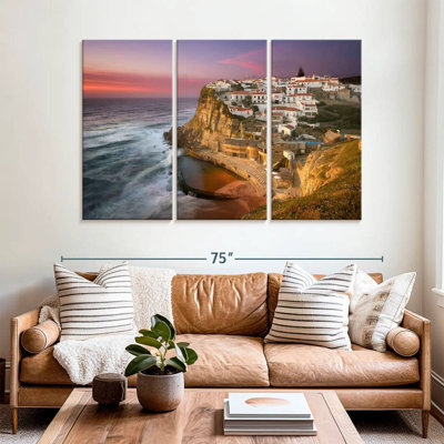 Azenhas Do Mar Coast