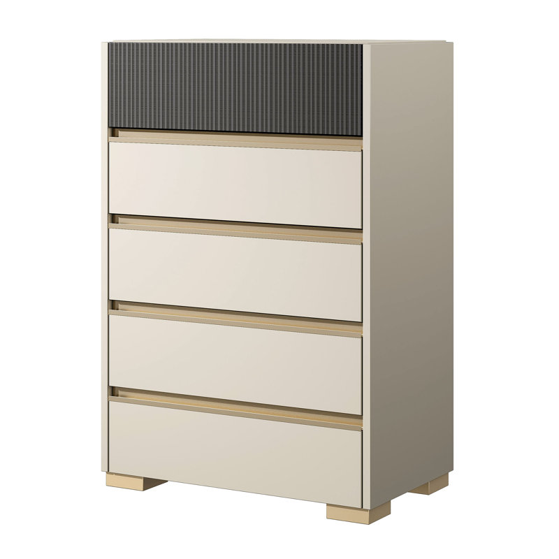 Alisson Chest
