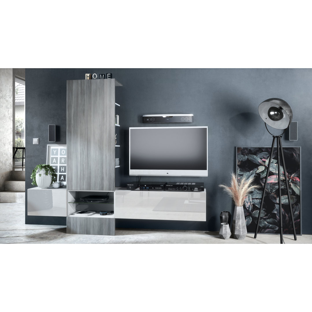 McArthur Entertainment Unit