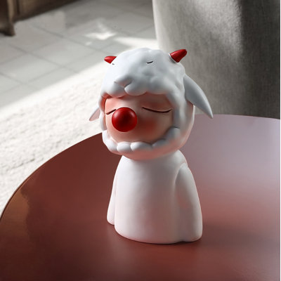 Glishke Figurines & Sculptures