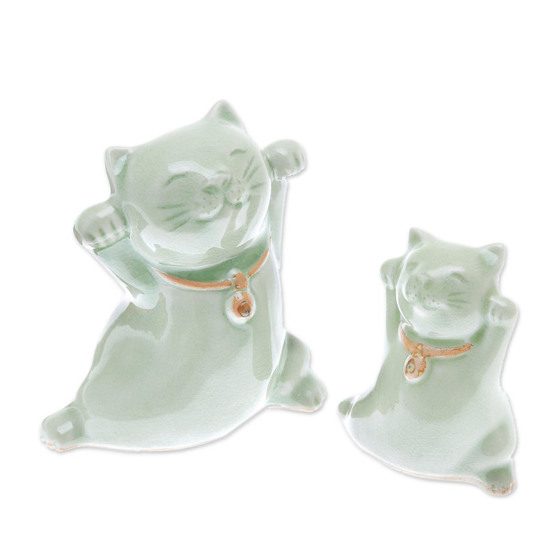 Figurines
