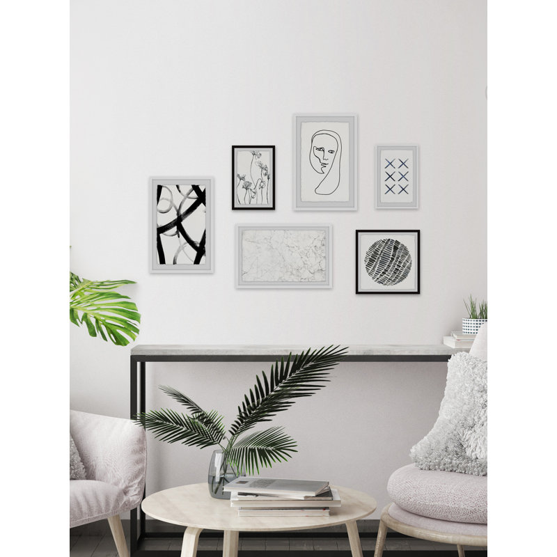 Strinko «Inconnu Passage Hexaptych»