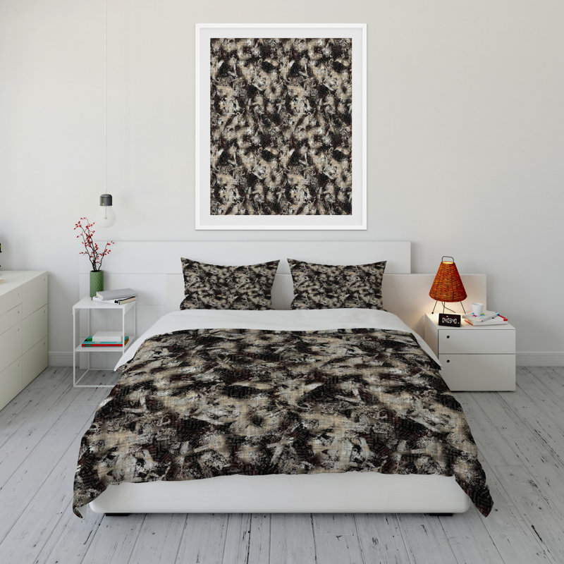 Channel Abstract Comforter, Twin Comforter + 1 Standard Pillowcase