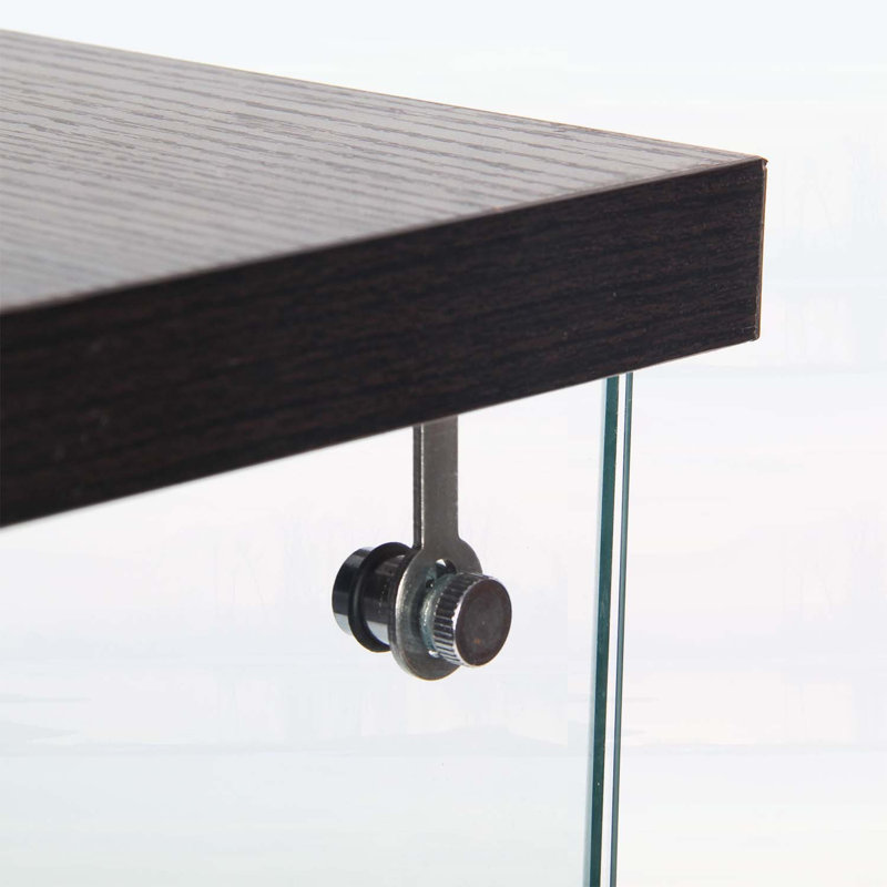 Élégante vitrine en verre à 4 tablettes avec porte, parfaite pour mettre en valeur des objets de collection et maximiser le rangement dans n'importe quelle pièce