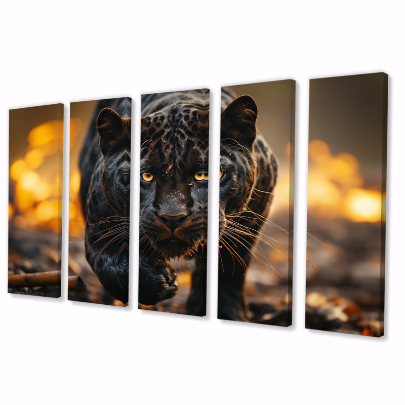 «Black Majestic Panther Hunting Wildlife II», art mural animaux panthère, salon - 5 panneaux égaux