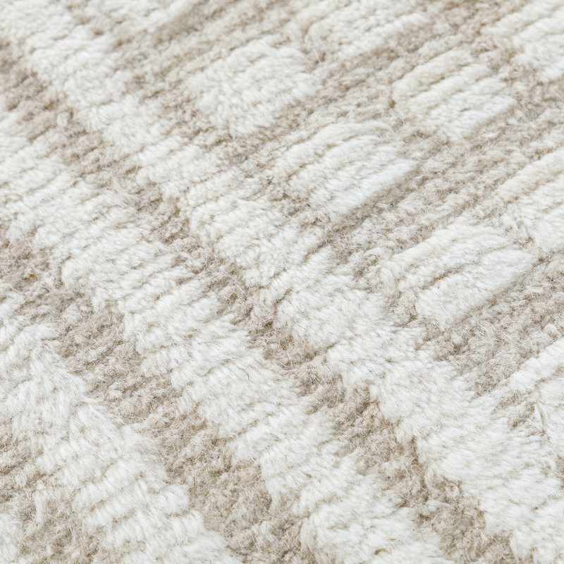 Cozy Ella Rug: Naturalist Hand Tufted Rug in Ivory, Rectange 7'6" x 9'6"