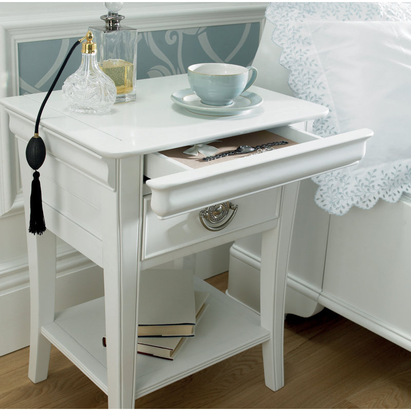 Aaden 47.3cm W Bedside Table