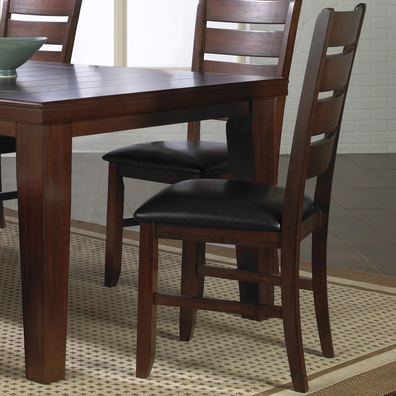 Ensemble repas en bois massif de six articles Lockway