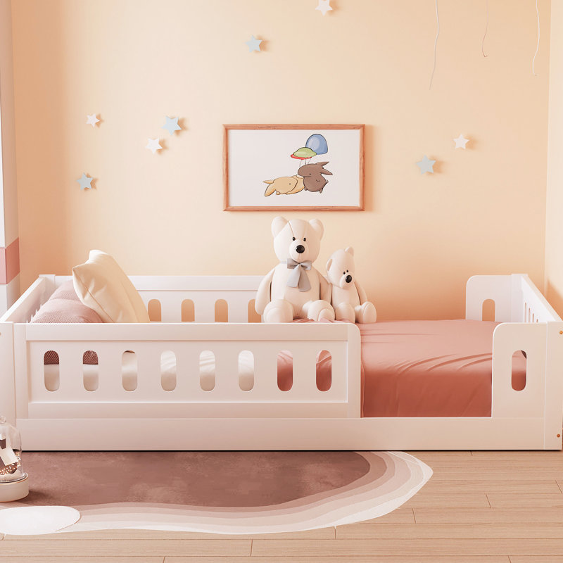 Lit plateforme simple avec garde-corps en bois blanc - Structure, fonction pratique, Blanc