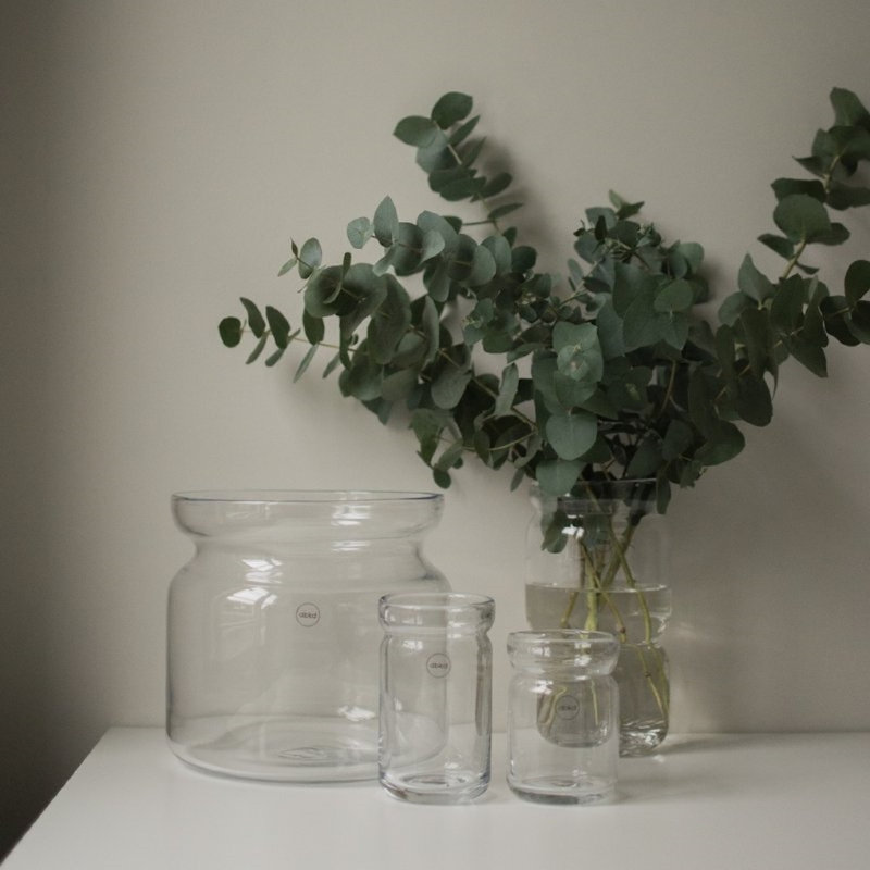 Neck Vase