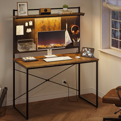 Bureau de jeu à DEL de 39 po avec huche et panneau perforé Nedyo, bureaux d'ordinateur personnel avec prise de courant et tablette