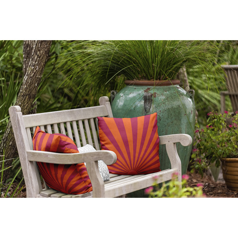 Coussin intérieur / extérieur Leafy Branch, H 20 po x l 20 po, Rouge / orange géométrique