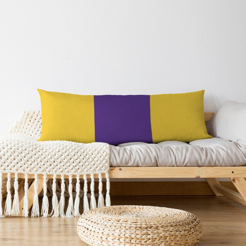 Polyester Medium Pillow, Kentucky , Gold/Purple Middle