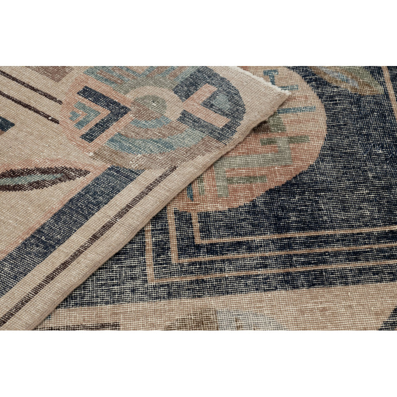 Vintage One-of-a-Kind 6'11X9'11 Hand Knotted Area Rug