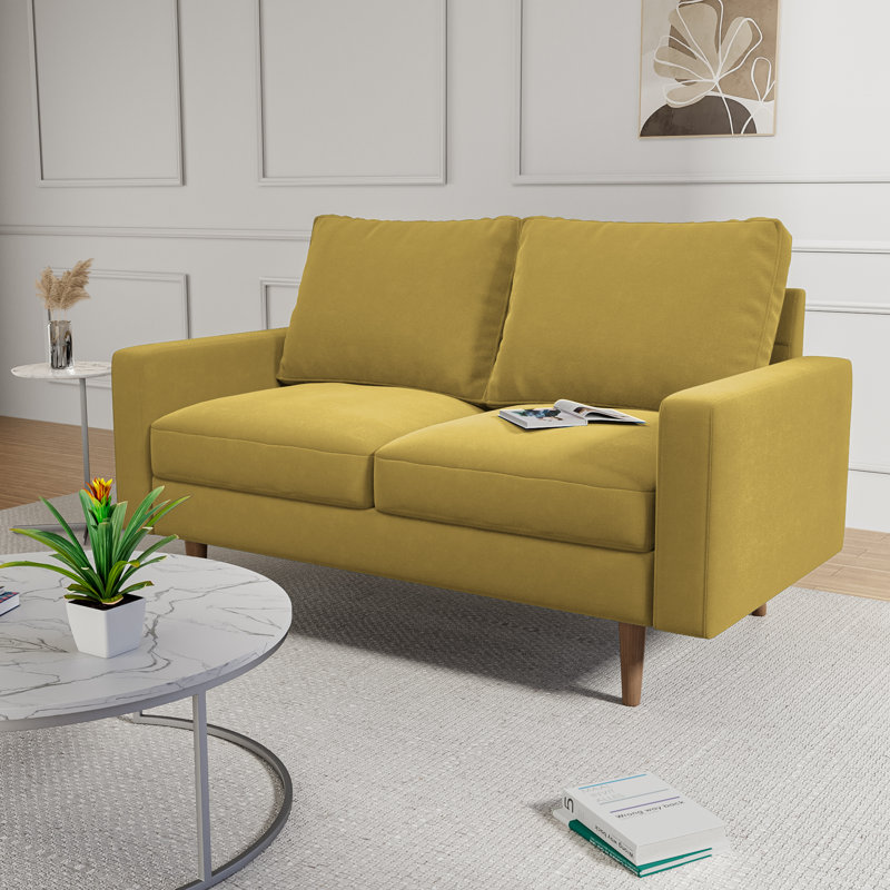 Causeuse Markham, Velours tige d'or, H 33 po x l 58 po x P 32 po