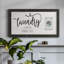 «Never Ending Laundry», toile encadrée de qualité supérieure - prête à être accrochée-88113893-95417922