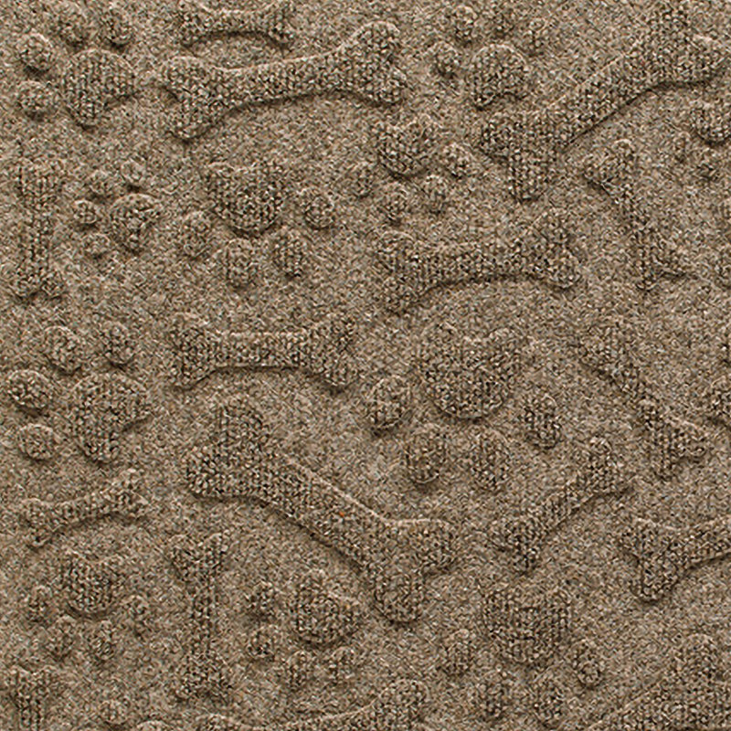 Tapis d'alimentation pour animaux intérieur et extérieur 18 po x 28 po WaterHog® Paws and Bones, Chameau, Oui