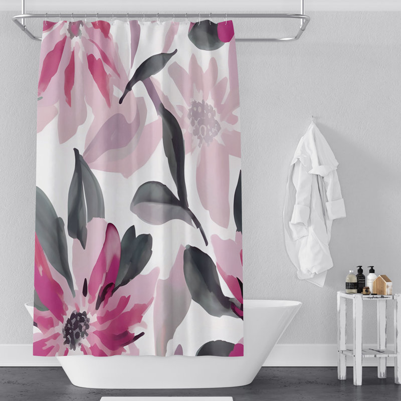 Rideau de douche simple Annechien, H 72 po x l 70 po, Motif floral rose et noir