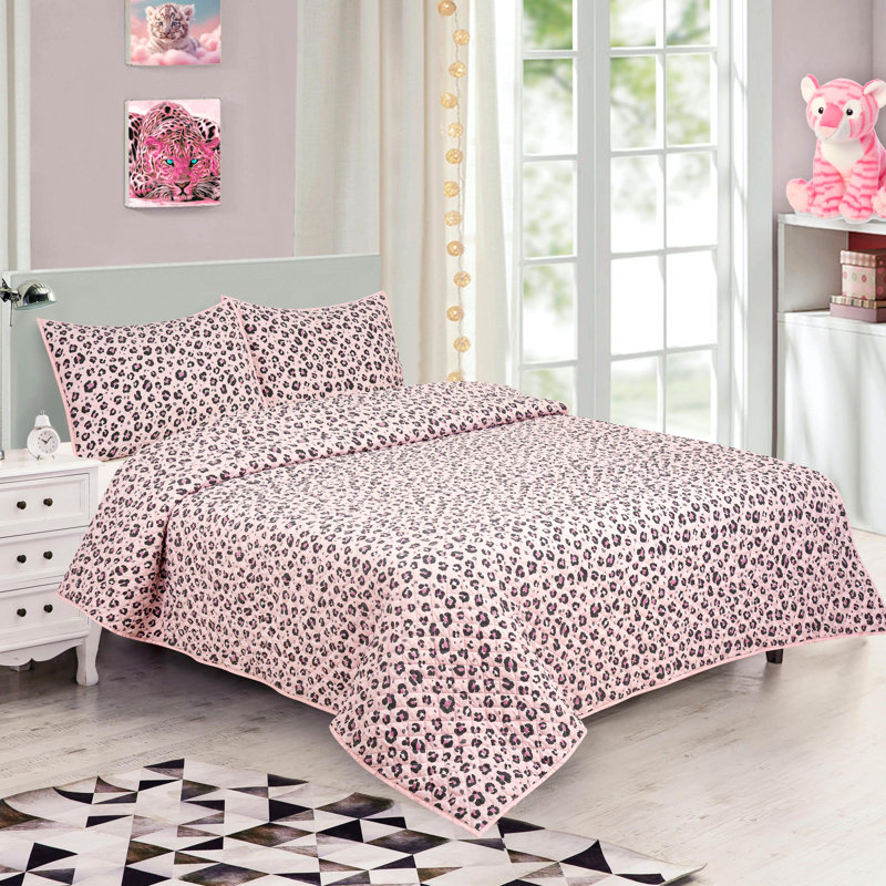 Pink Microfiber Twin Quilt Set with Animal Print