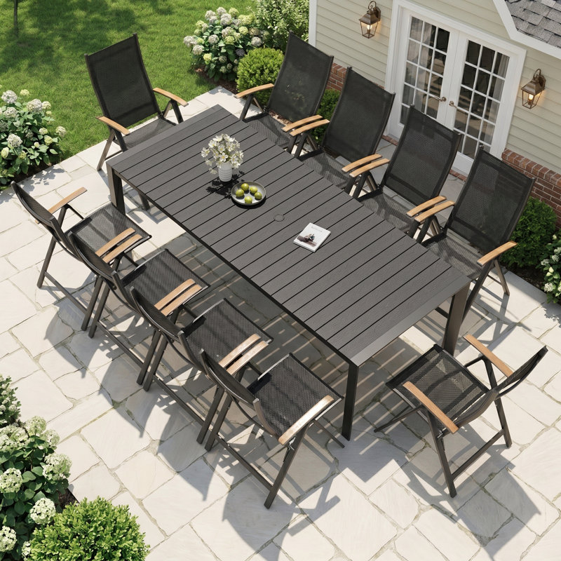 Ensemble de salle à manger pour 10 personnes en L 94,5 po avec chaises pliantes réglables et trou pour parasol, Noir, 10