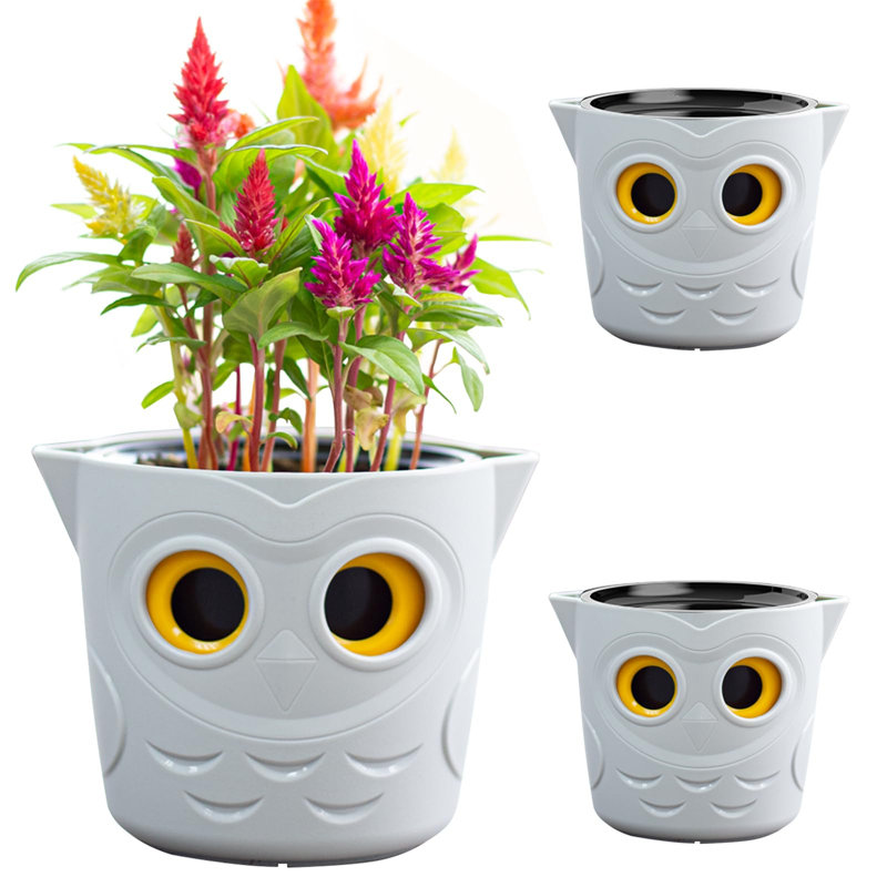 Statue Planter